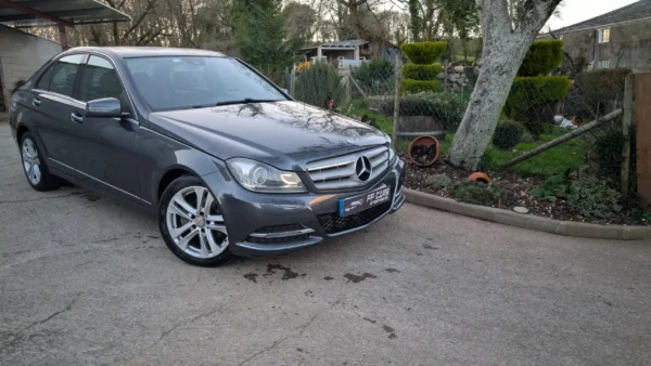 Mercedes Benz Clase C 220 CDI Blue Efficiency Avantgarde - Imagen 5