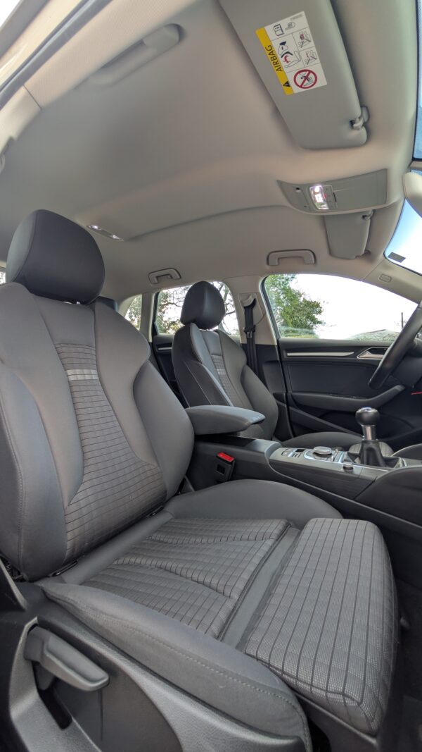 Audi A3 S-Line Edition 2.0tdi Sportback - Imagen 7