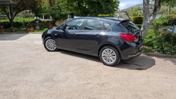 Opel Astra 1.7 cdti 110 - Imagen 4
